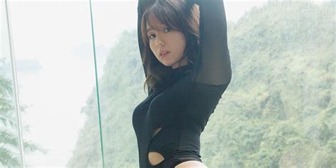 小池里奈、8年ぶり写真集で史上最大のセクシーカット 美バス。